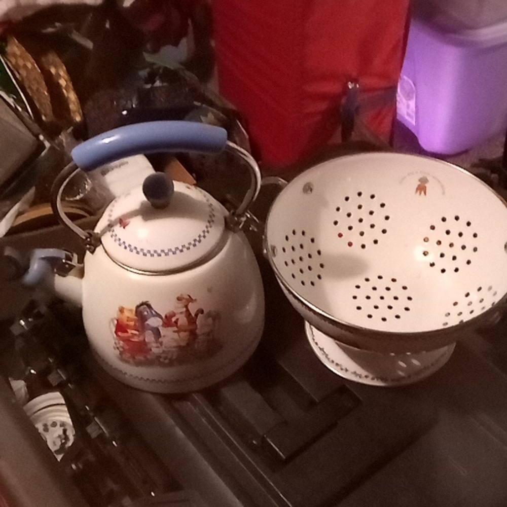 simply pooh teapot and strainer set
